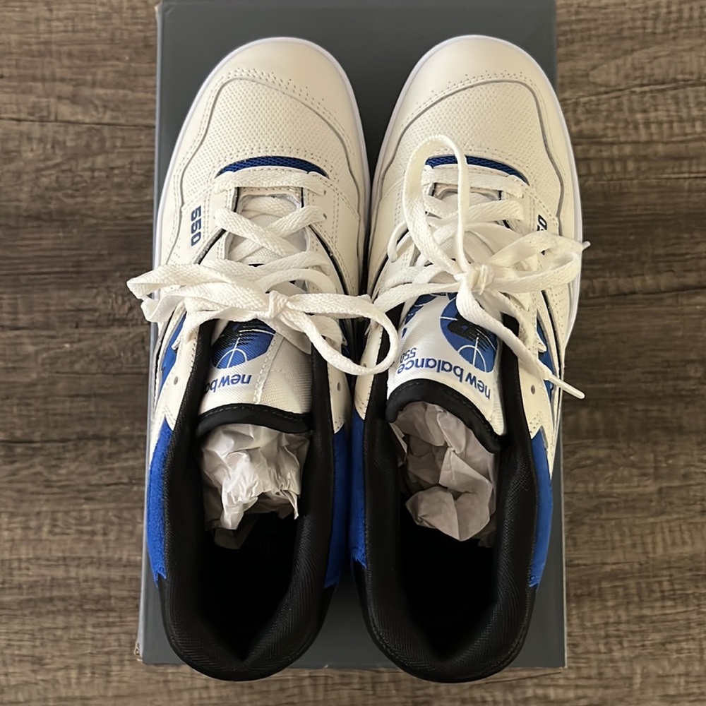 New Balance 550 Sea Salt Team Royal - Size M 9 - NWT - Picture 6 of 10